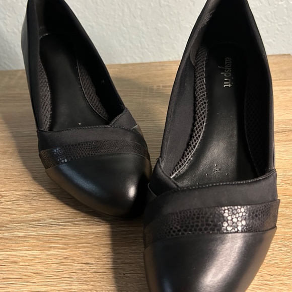 Easy Spirit - Picture 5 of 7